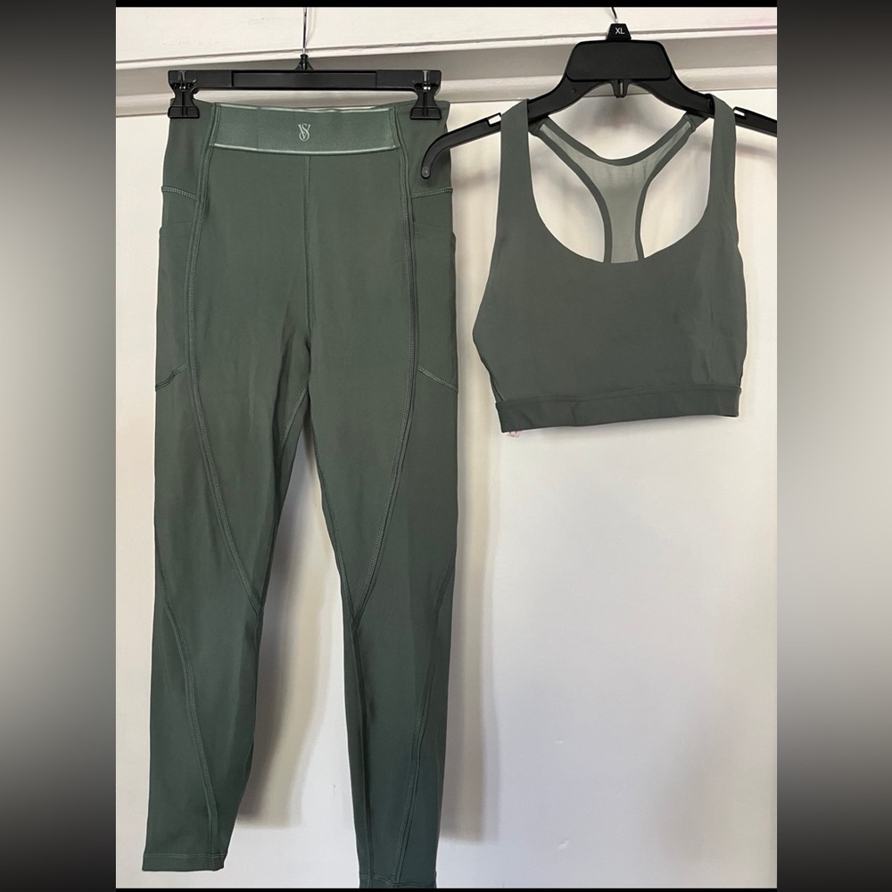 Victoria's Secret Sport Sage Green Sports Bra & Leggings Set Small Medium - Picture 2 of 15